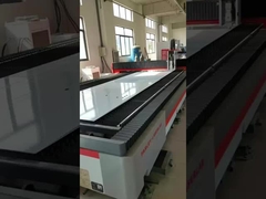 Recinto de acero inoxidable