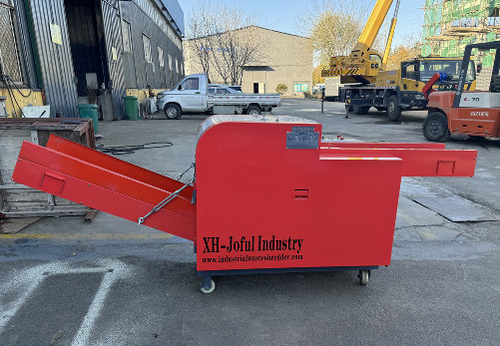 Últimas noticias de la empresa sobre Máquina para cortar previamente cuerdas de PP 800C,Rollas de películas de PET trituradora de máquinas motor de corte de 7,5 kW