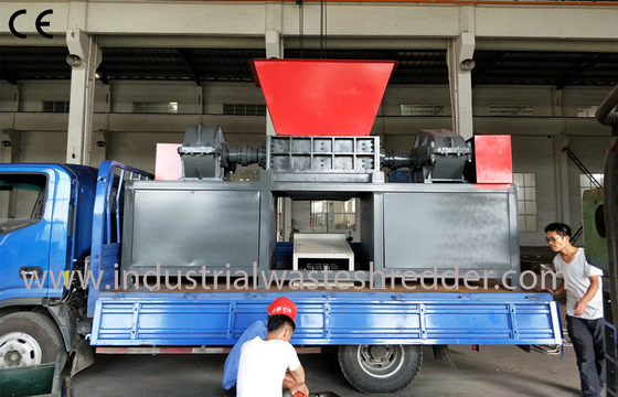 Un buen precio. Trituradora industrial automática de la cartulina, ahorro de la energía inútil de la máquina de la trituradora del cartón en línea