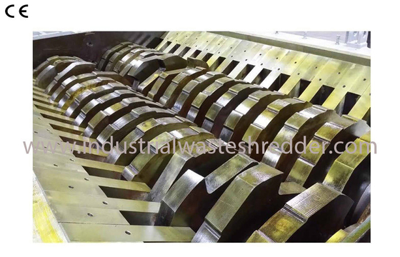 Un buen precio. Máquina durable de la trituradora de la chatarra, trituradora de aluminio del pedazo de poco ruido en línea