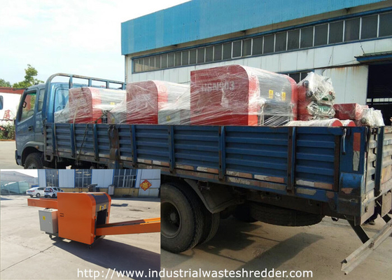 Un buen precio. Trituradora industrial de la cartulina de WallCloth 4000m m en línea