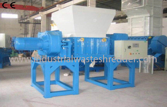 Un buen precio. Cuchilla durable plástica industrial de la trituradora de residuos para las películas plásticas suaves en línea