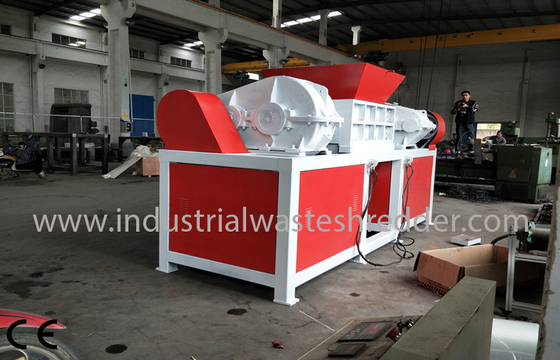 Automatic Dual Shaft Solid Waste Shredder Low Noise For Plastic Drum