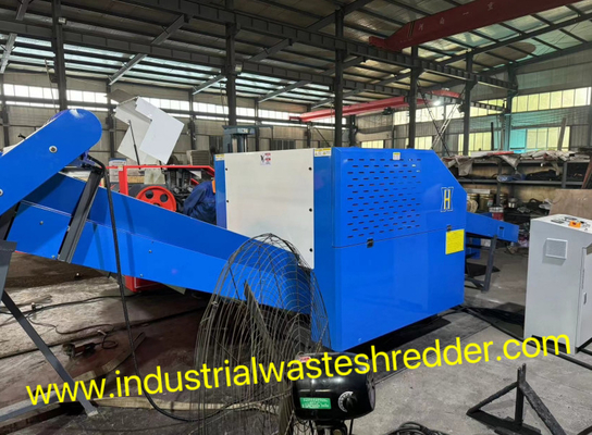 Trituradora de redes de pesca PP Raffia Grinder con herramienta de aleación duradera de acero cuchillas giratorias Ahorro de energía eléctrica