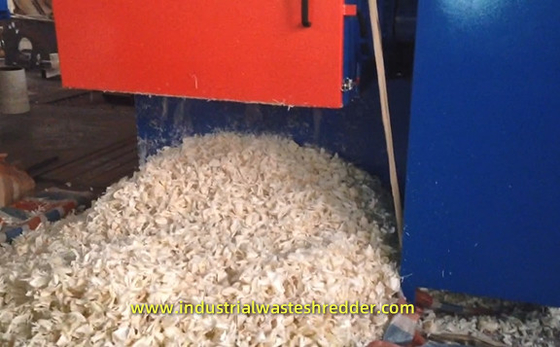 Máquina de trituración de bloques ABS industrial capacidad 600-1000kg,fabricante de equipos de reducción de tamaño ABS 75HP,trituración de plástico ABS de uso pesado para reciclaje