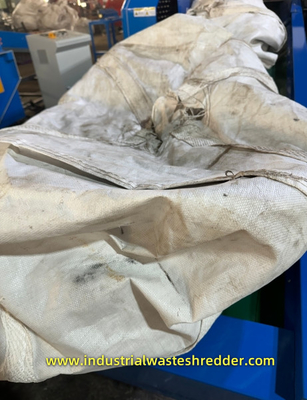 Gran trituradora de bolsas de Raffia Super Sack Grinder Mill Capacidad personalizada Tamaño de descarga