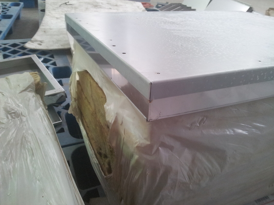 Un buen precio. Servicios de fabricación personalizados de acero inoxidable aislamiento térmico paneles de puerta a prueba de fuego en línea
