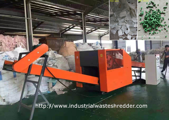 Un buen precio. Cortadora del trapo de la trituradora del paño del PVC de los materiales de TPR con la afiladura del dispositivo en línea