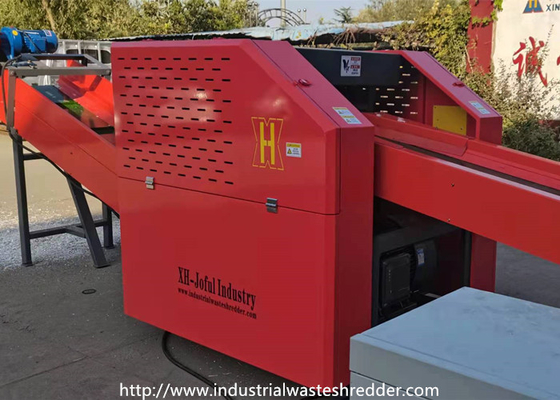 Un buen precio. Tipo suave cortadora del trapo de la capacidad 8000kg 5.5kw de la basura en línea