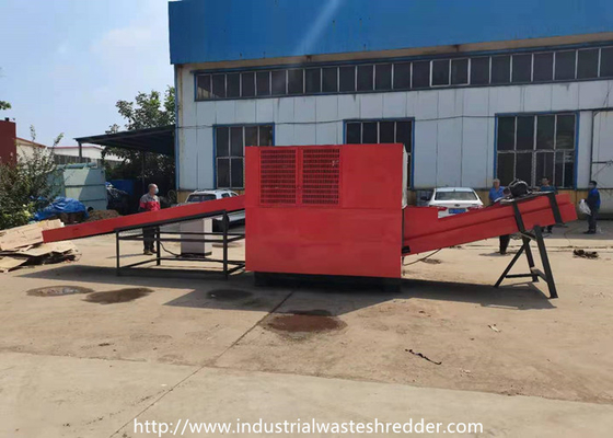 Un buen precio. Motor de madera inútil del corte de la trituradora 8P de la corteza de árbol 8000KG en línea
